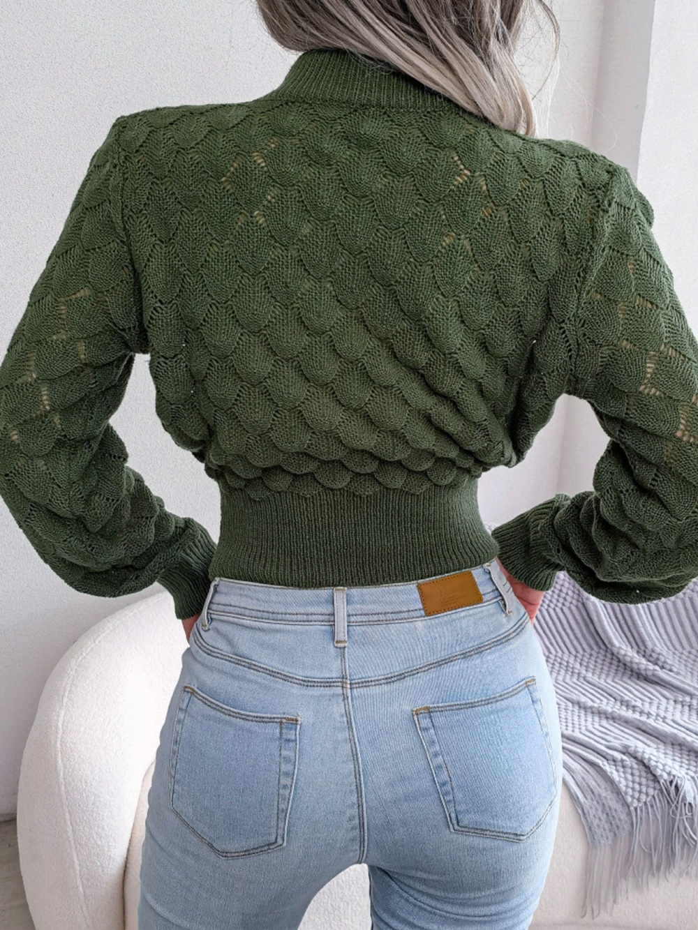 Mock Neck Textured Cropped Sweater - Picture 4 of 13